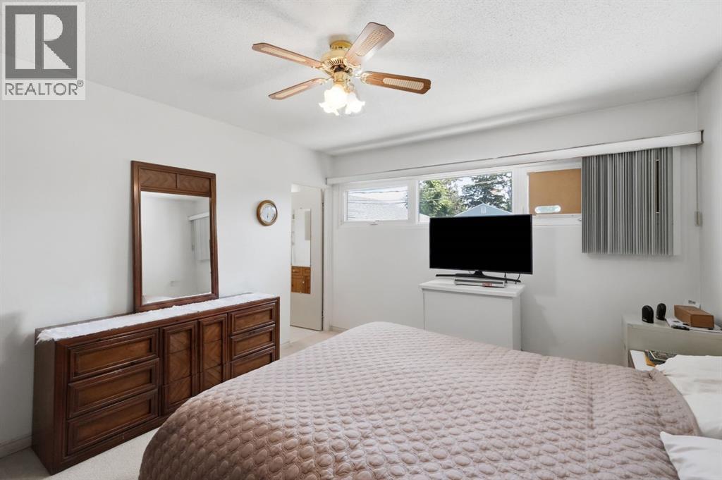 4021 Embury Crescent - 18