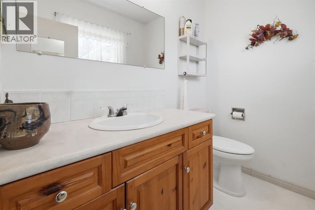 4021 Embury Crescent - 19