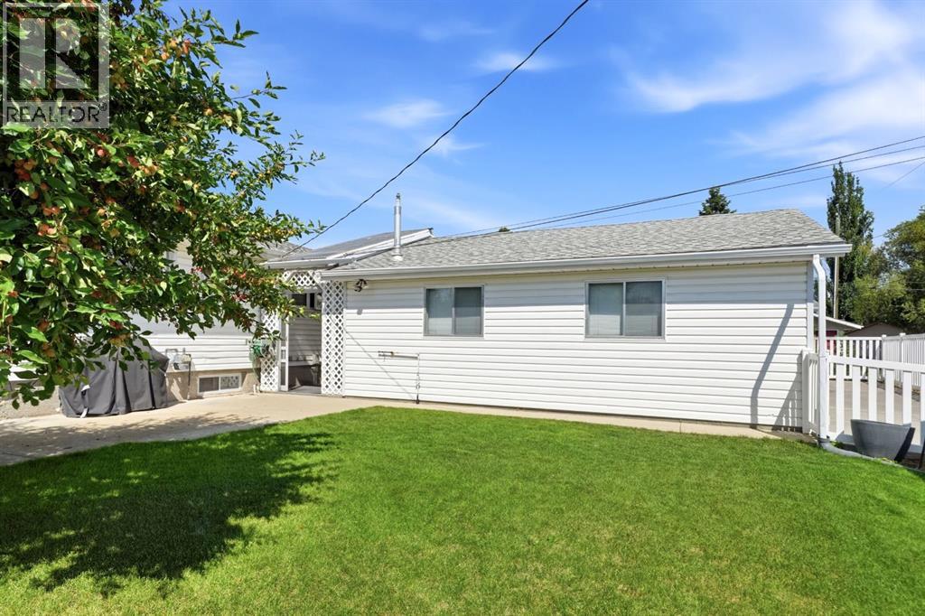 4021 Embury Crescent - Image 34