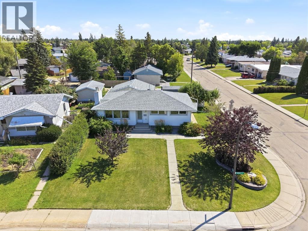 4021 Embury Crescent - Image 43