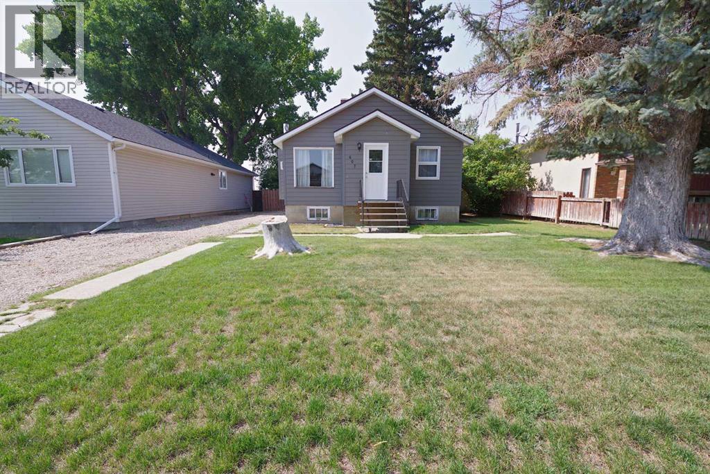 Property for sale at 607 6 Street N
