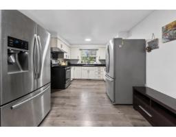 13355 65a Avenue, Surrey, BC V3W8T2 Photo 7