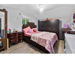 13355 65a Avenue, Surrey, BC V3W8T2 Photo 18