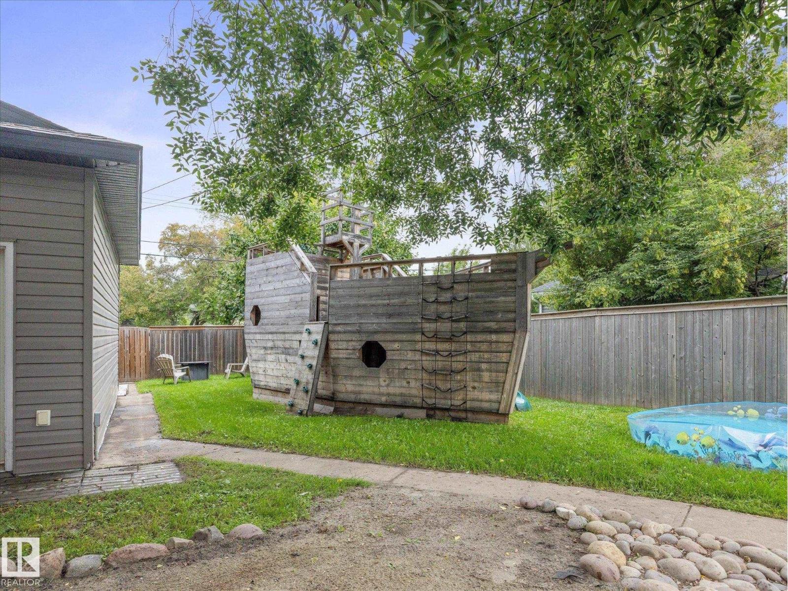 11949 ST ALBERT TR NW - 30