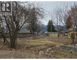 94 1st   Nw Avenue, Nakusp, BC V0G1R0 Photo 7