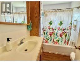 315 3rd Avenue W, Debden, SK S0J0S0 Photo 10