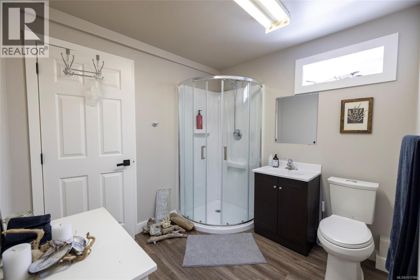 2874 Woodland Dr - Image 34