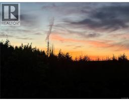 2874 Woodland Dr, Port Mcneill, BC V0N2R0 Photo 43