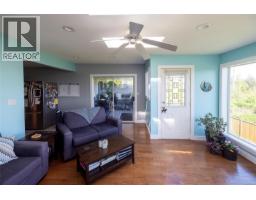 2874 Woodland Dr, Port Mcneill, BC V0N2R0 Photo 14