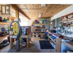 2874 Woodland Dr, Port Mcneill, BC V0N2R0 Photo 40