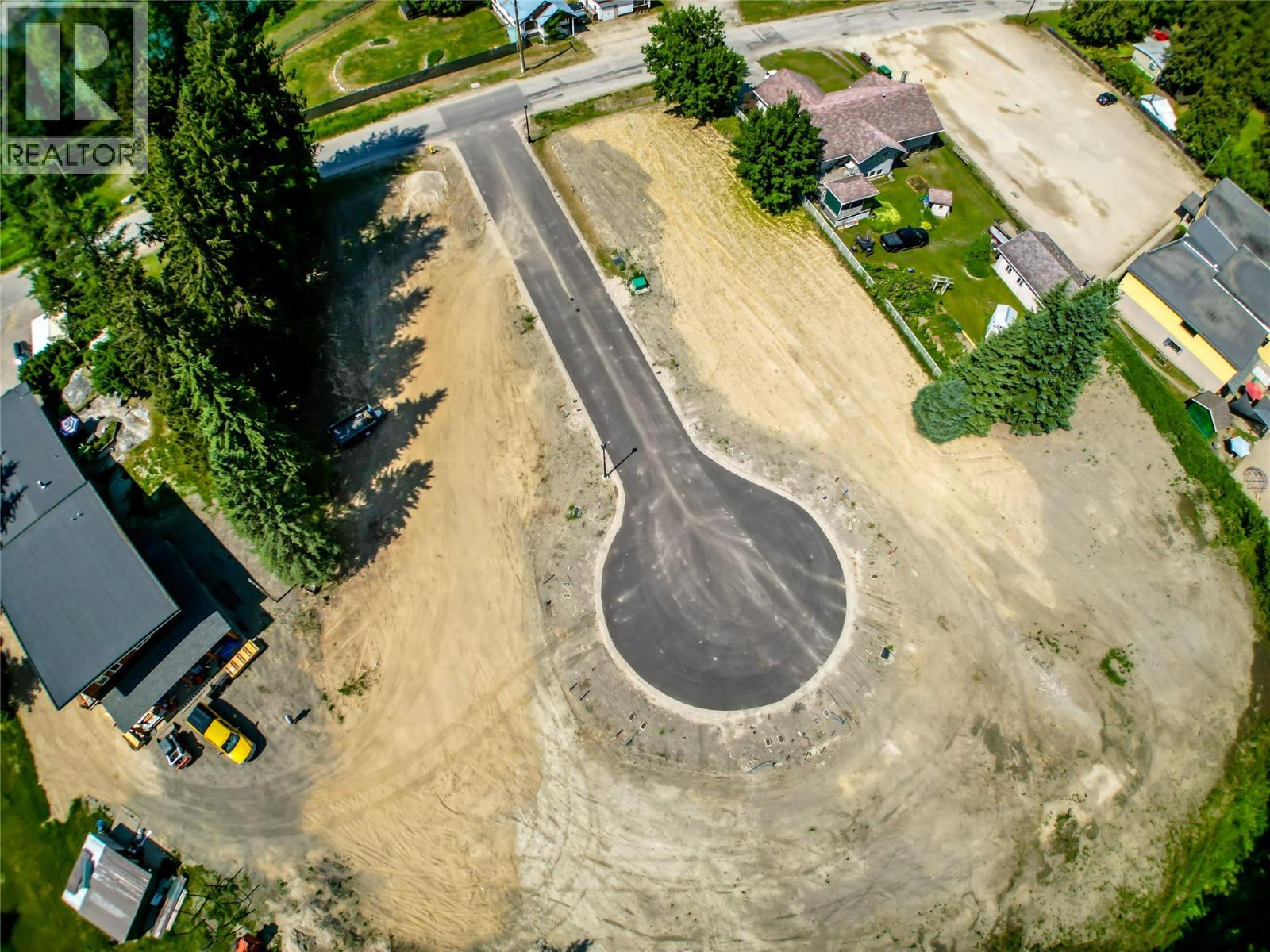 10-1445 Illecillewaet Road Lot# SL 5, Revelstoke