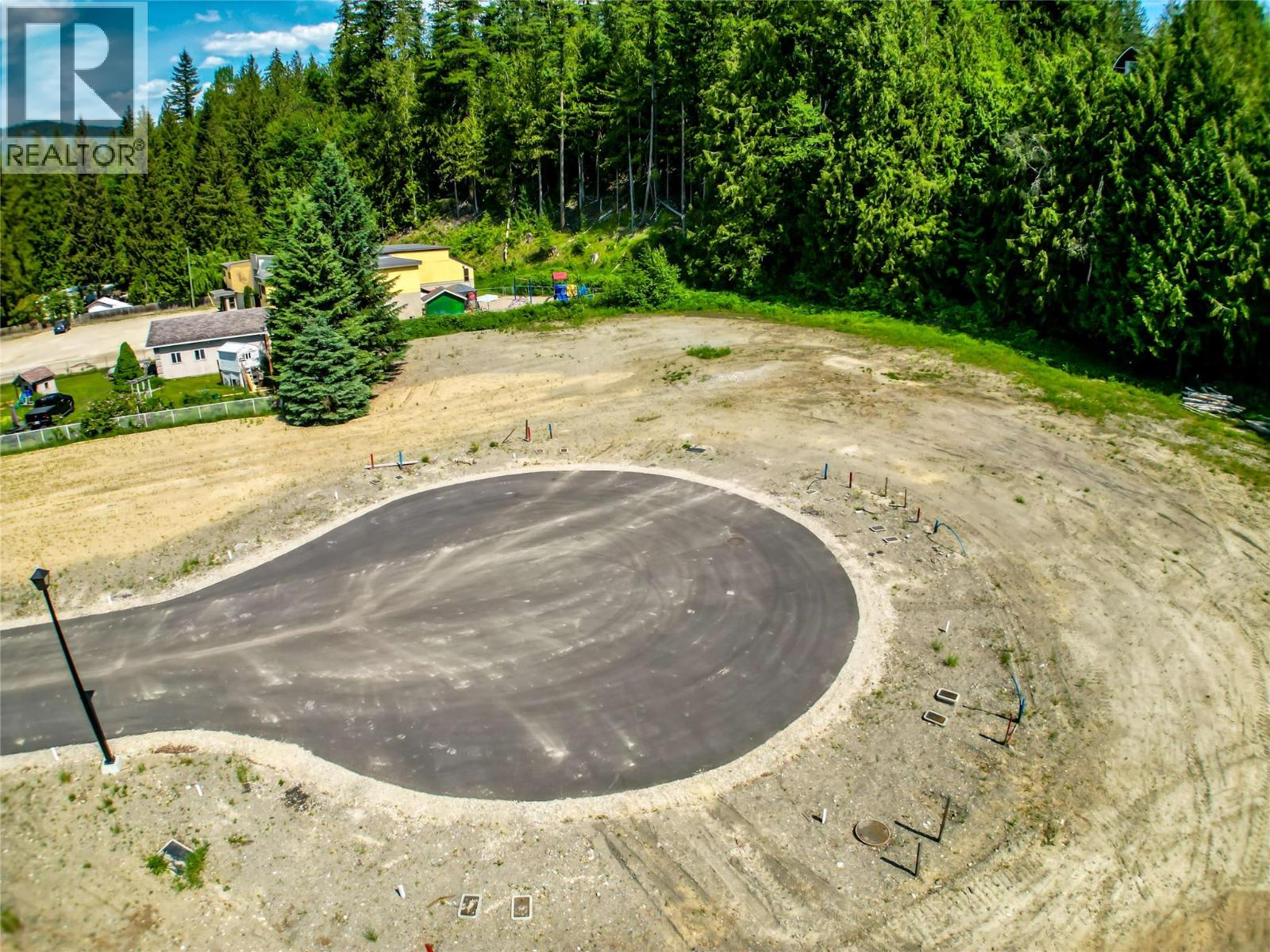 10-1445 Illecillewaet Road Lot# SL 5, Revelstoke