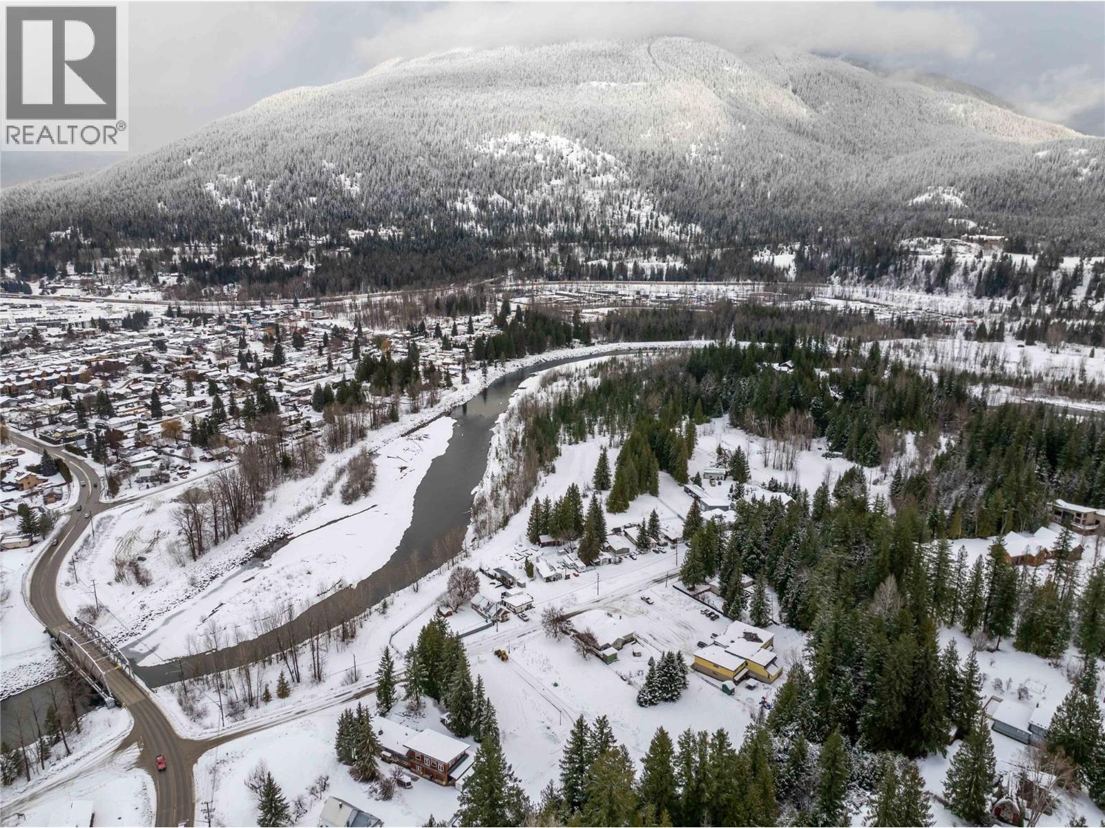 10-1445 Illecillewaet Road Lot# SL 5, Revelstoke