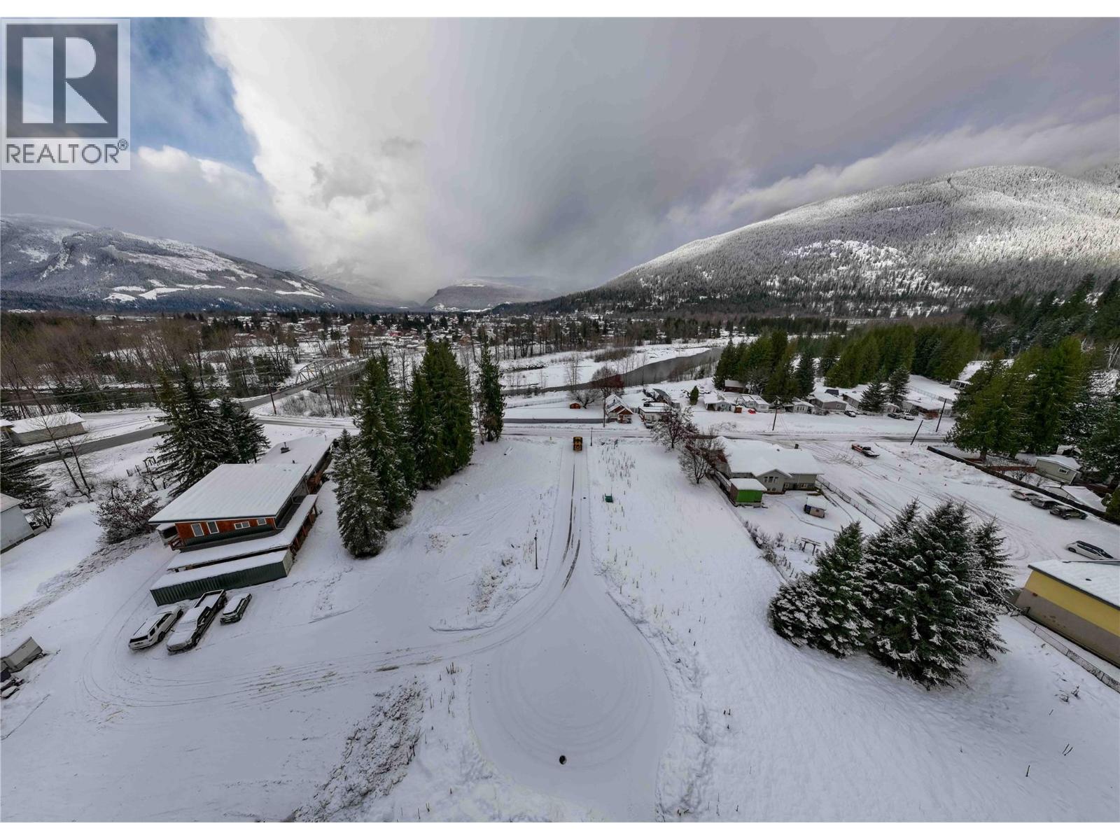 10-1445 Illecillewaet Road Lot# SL 5, Revelstoke