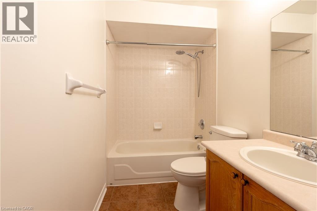 4008 BERTON Avenue - Image 28