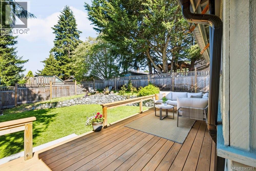 4034 Zinnia Rd - 18