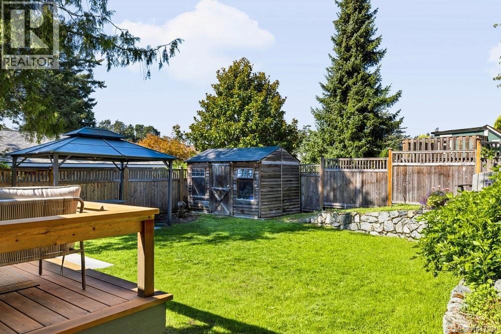 4034 Zinnia Rd - 22