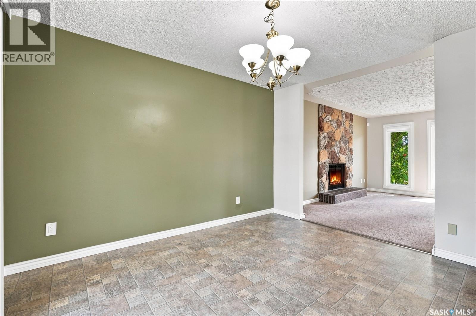 541 Guelph CRESCENT - 9