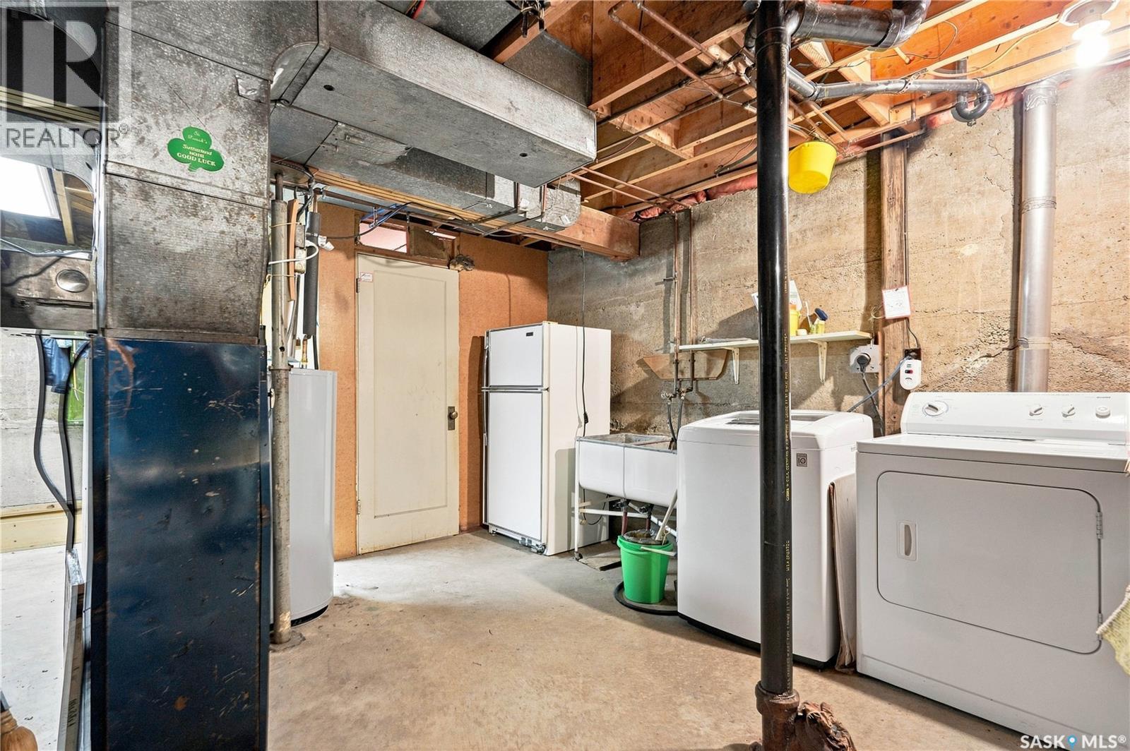 125 111th STREET W - Image 31