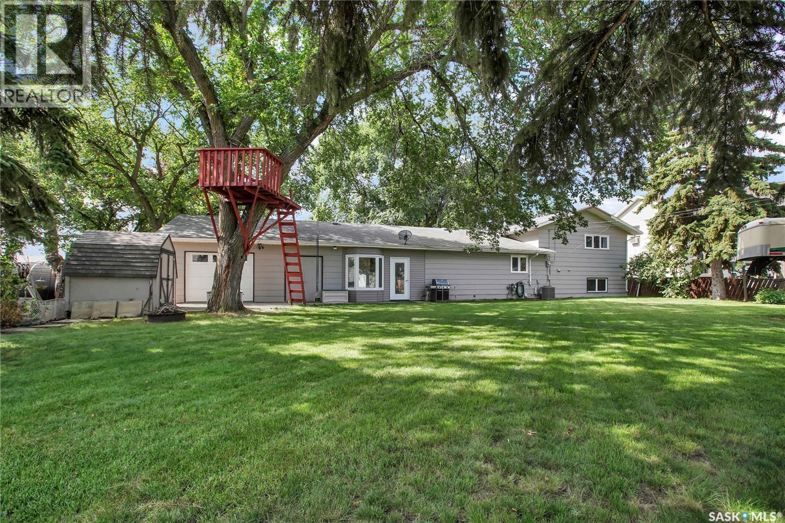 3010 5th STREET - 3