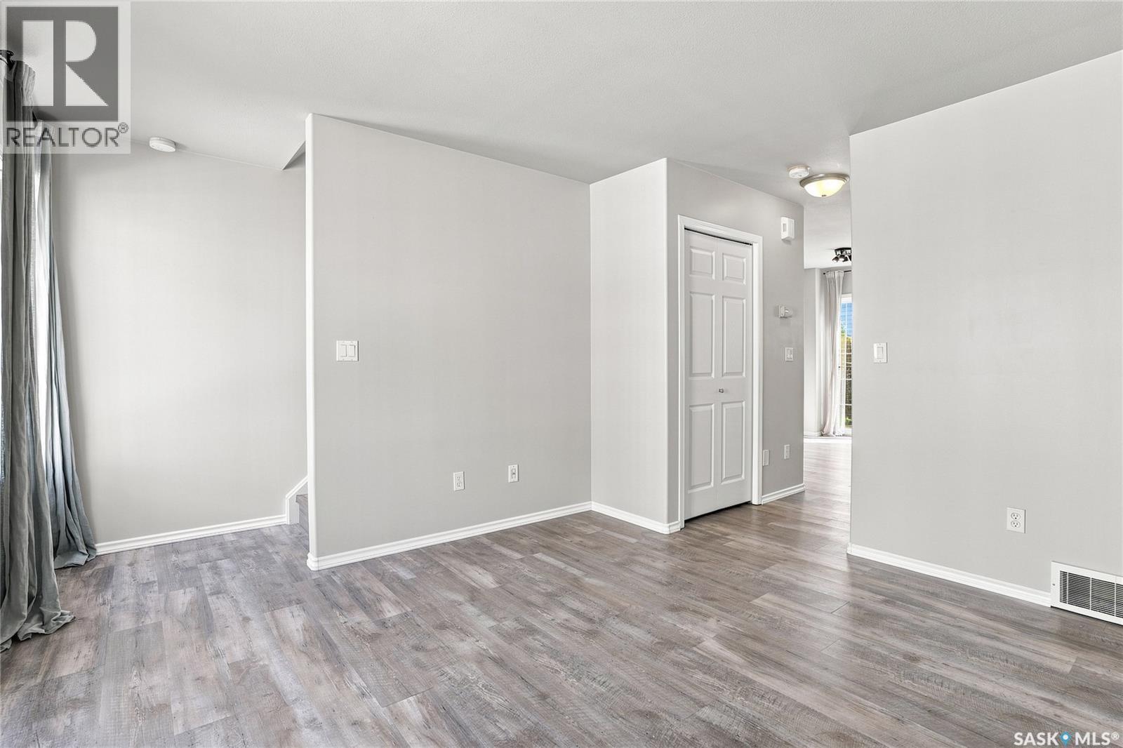 #34 243 Herold TERRACE - Image 12
