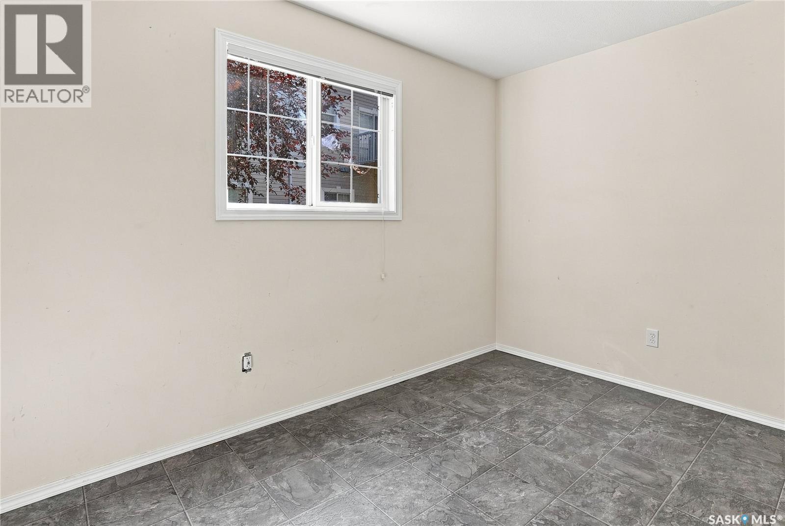 #34 243 Herold TERRACE - Image 24