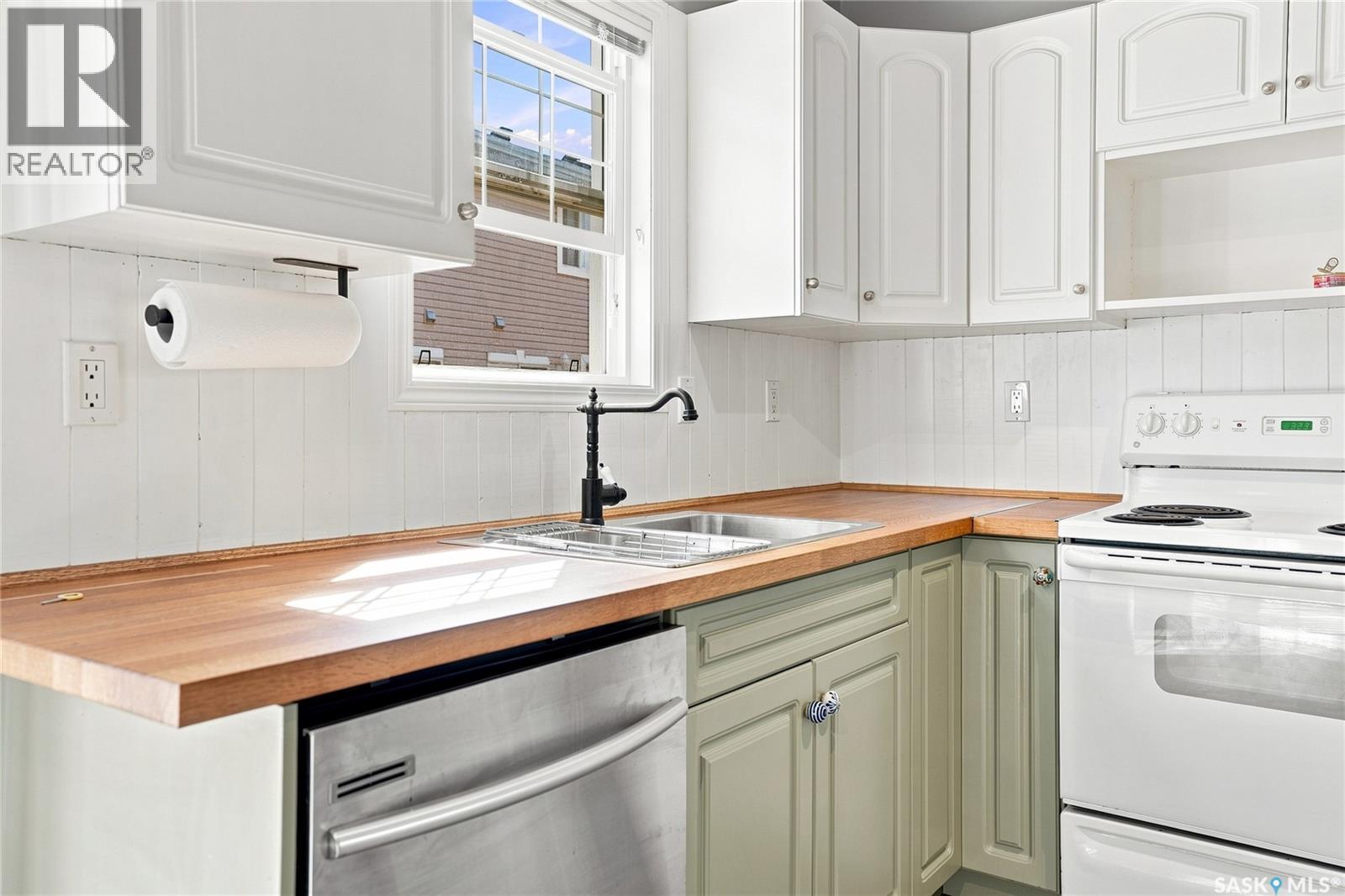 #34 243 Herold TERRACE - Image 8