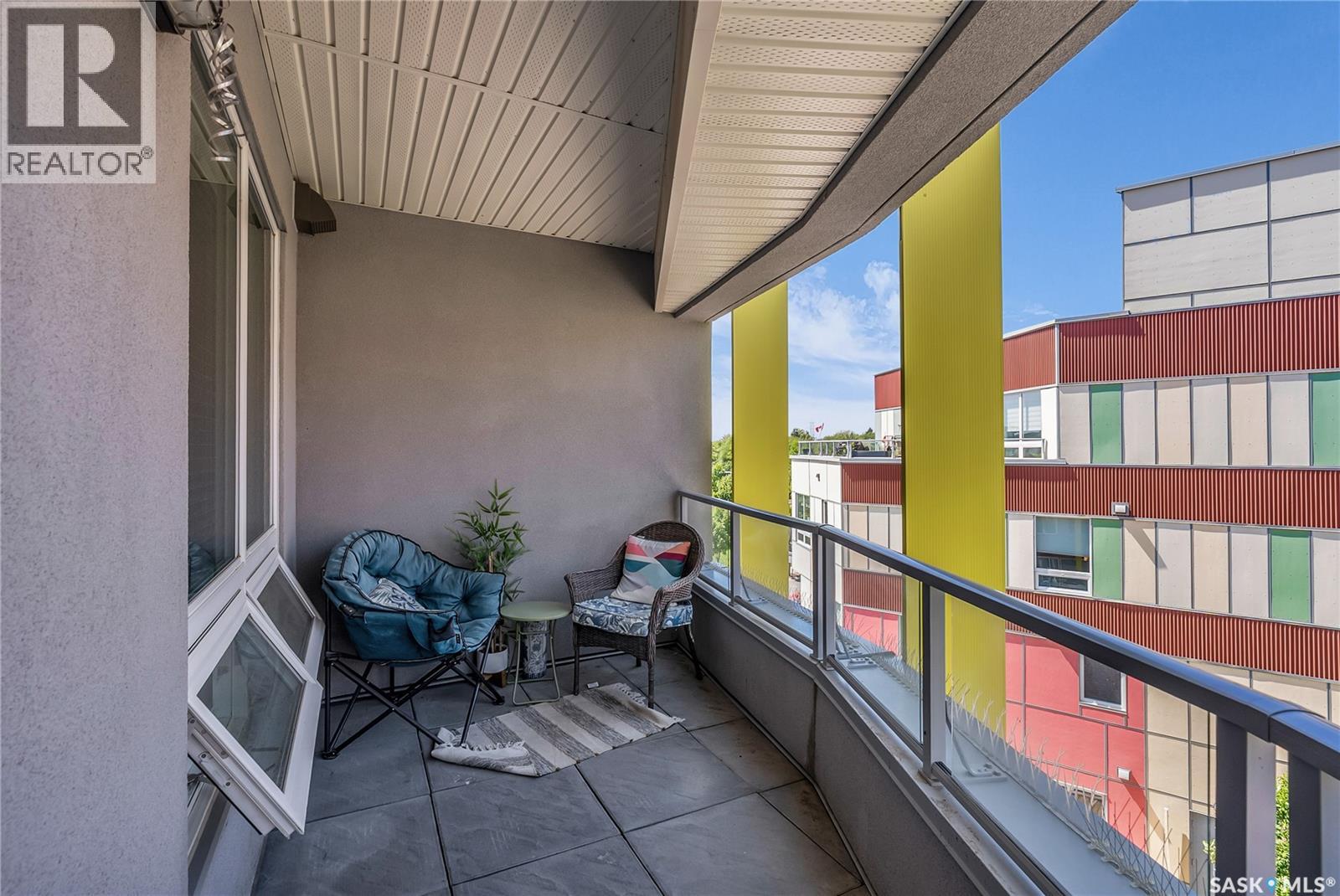 #304 409 B AVENUE S - 29