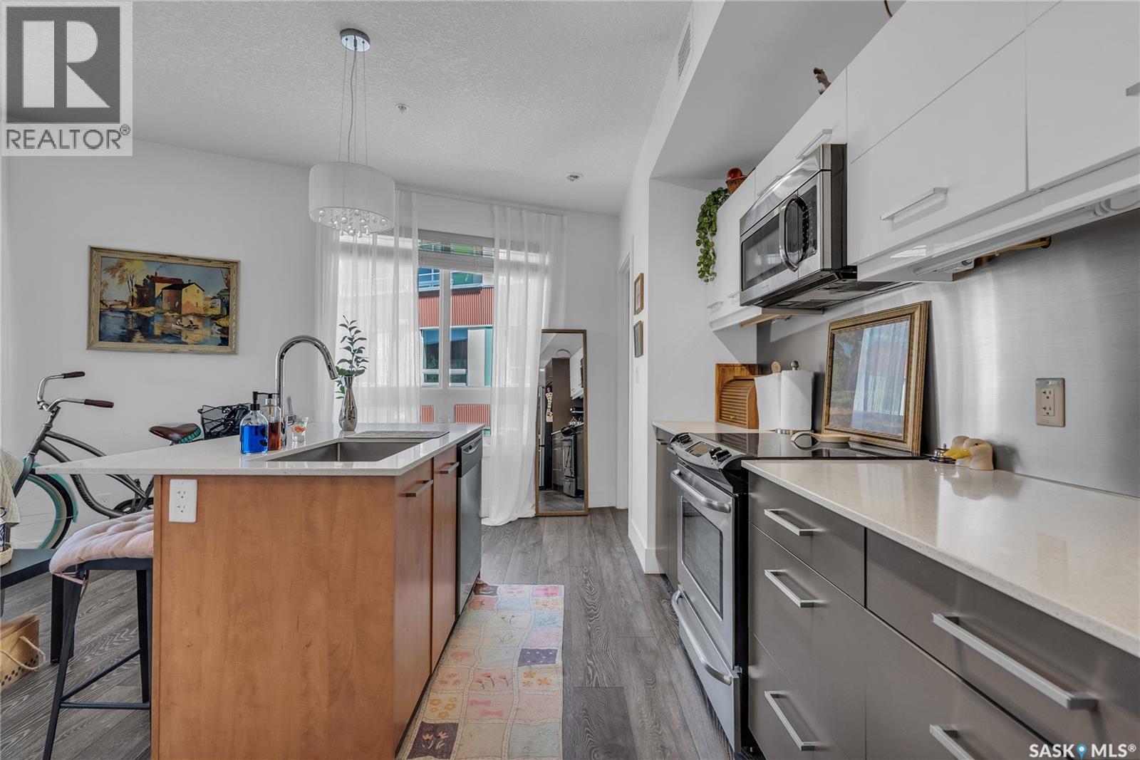 #304 409 B AVENUE S - 8