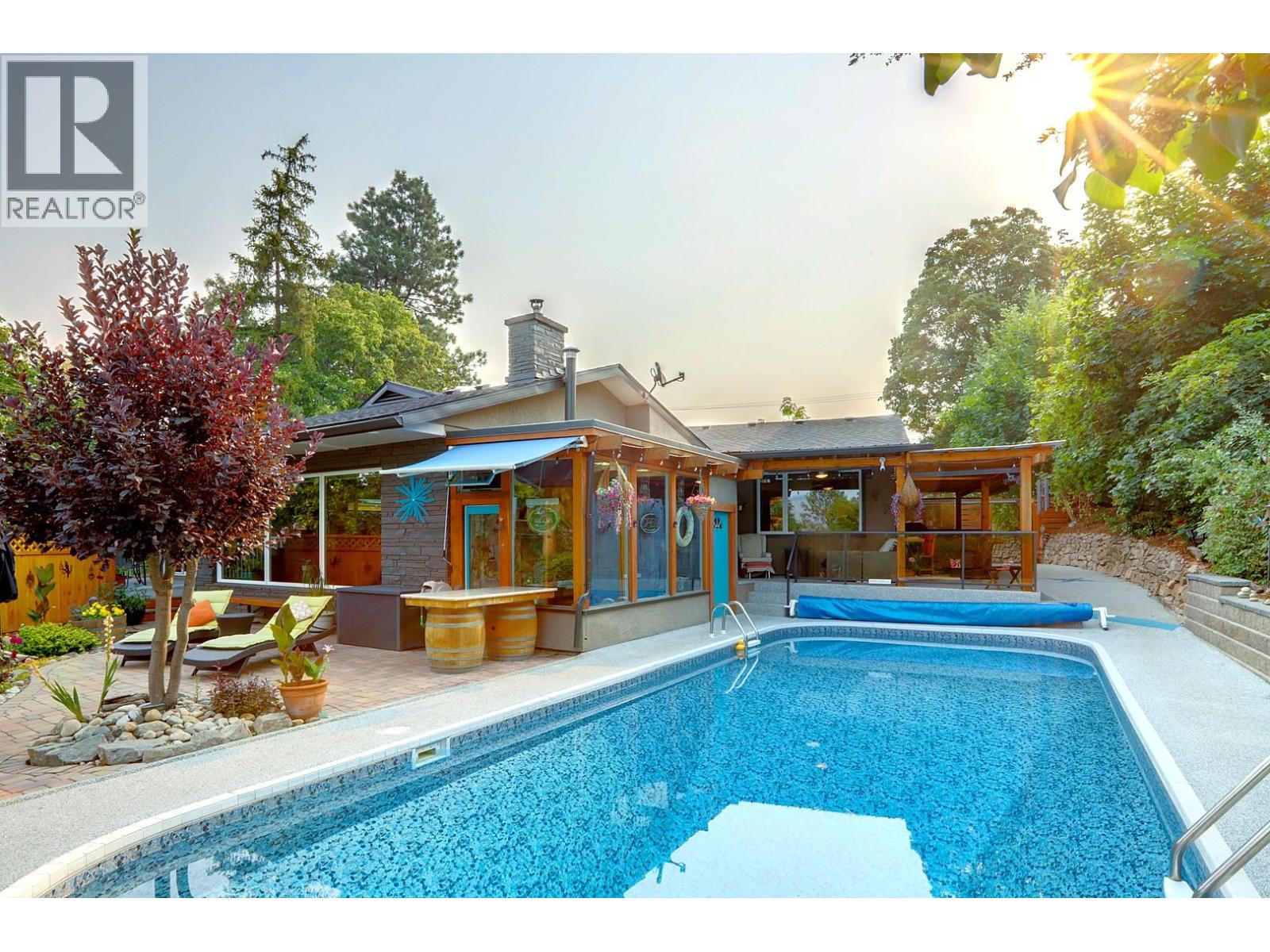 3006 22 Street - 1