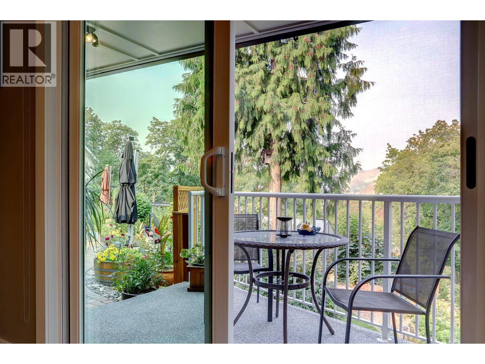 3006 22 Street - 39