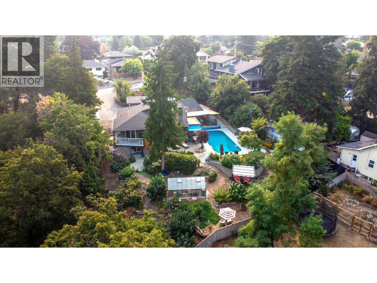 3006 22 Street - 96
