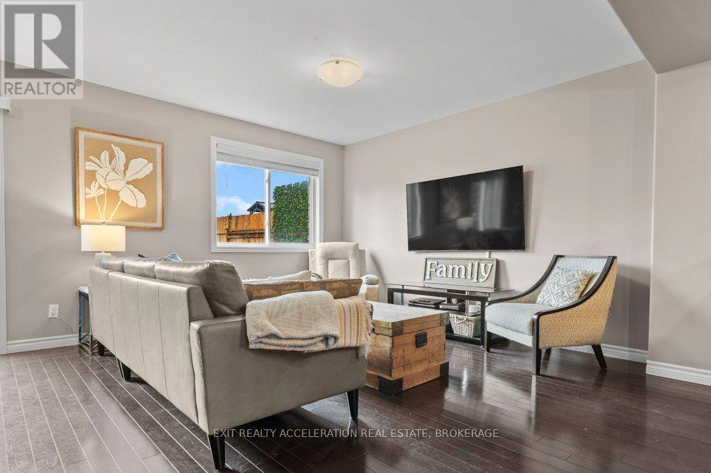 46 PRINCETON PLACE - 16