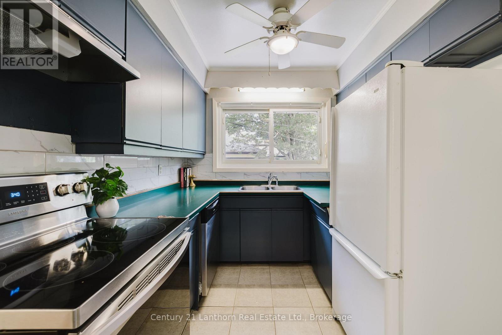 23 WOOD STREET - Image 15