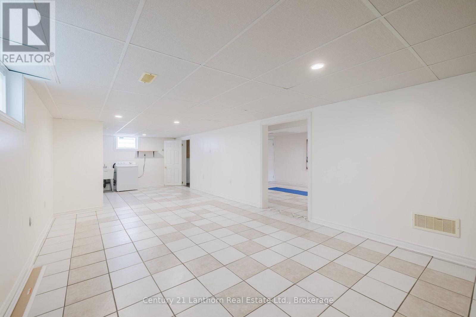 23 WOOD STREET - Image 29