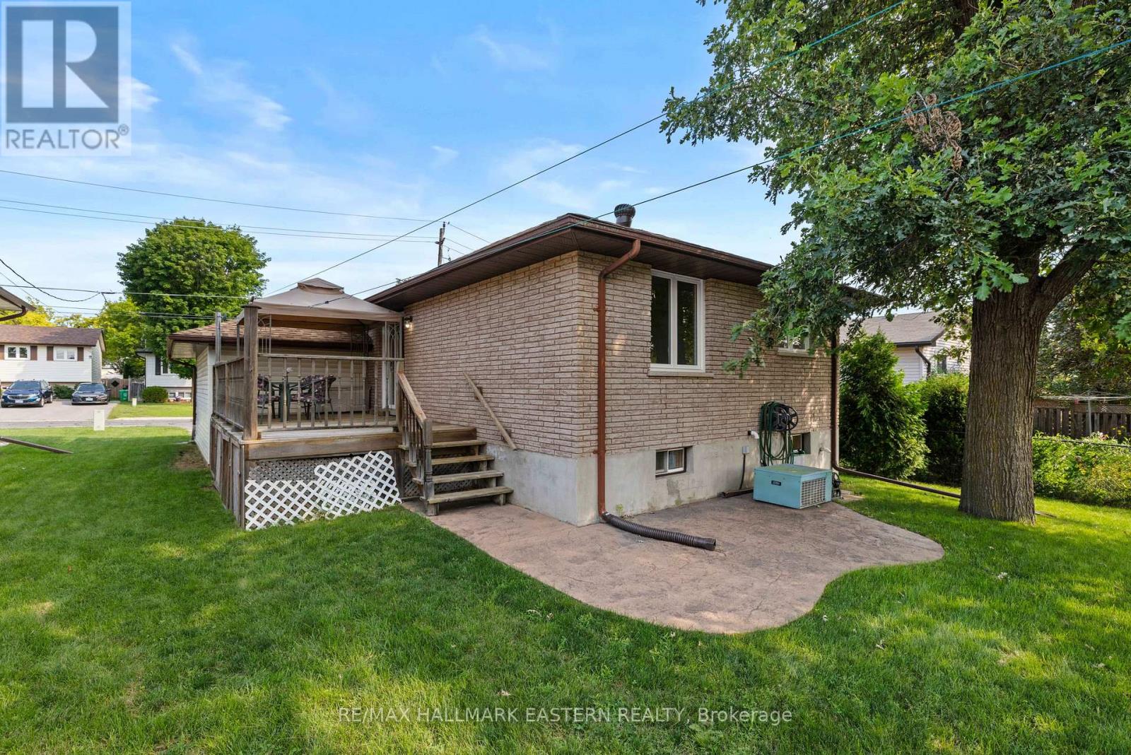 1161 NORMANDY STREET - 32