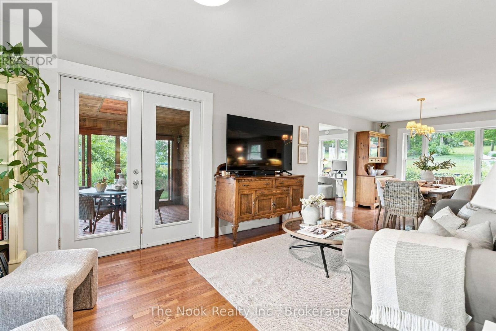 820 RAHMEL ROAD - Image 22