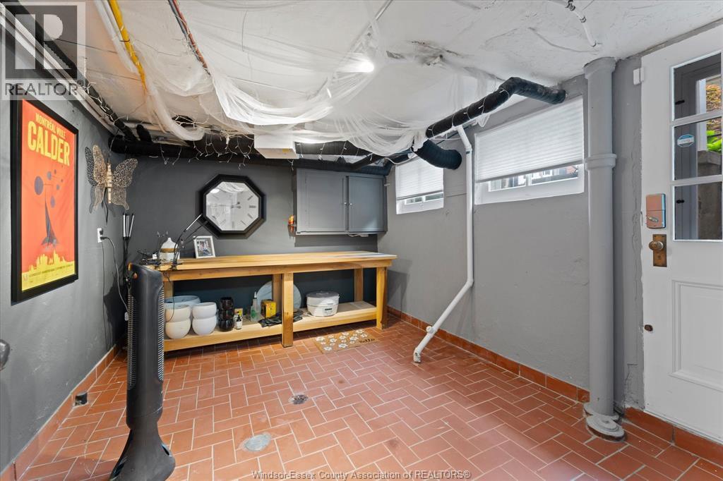5325 RIVERSIDE DRIVE East - Image 36