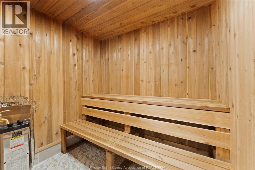 5325 RIVERSIDE DRIVE East - Image 33