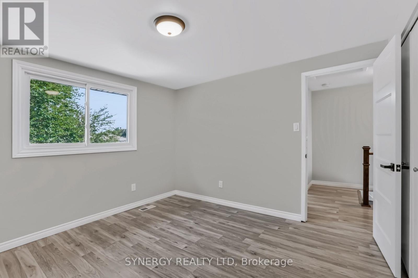 81 BRENNAN DRIVE - 34