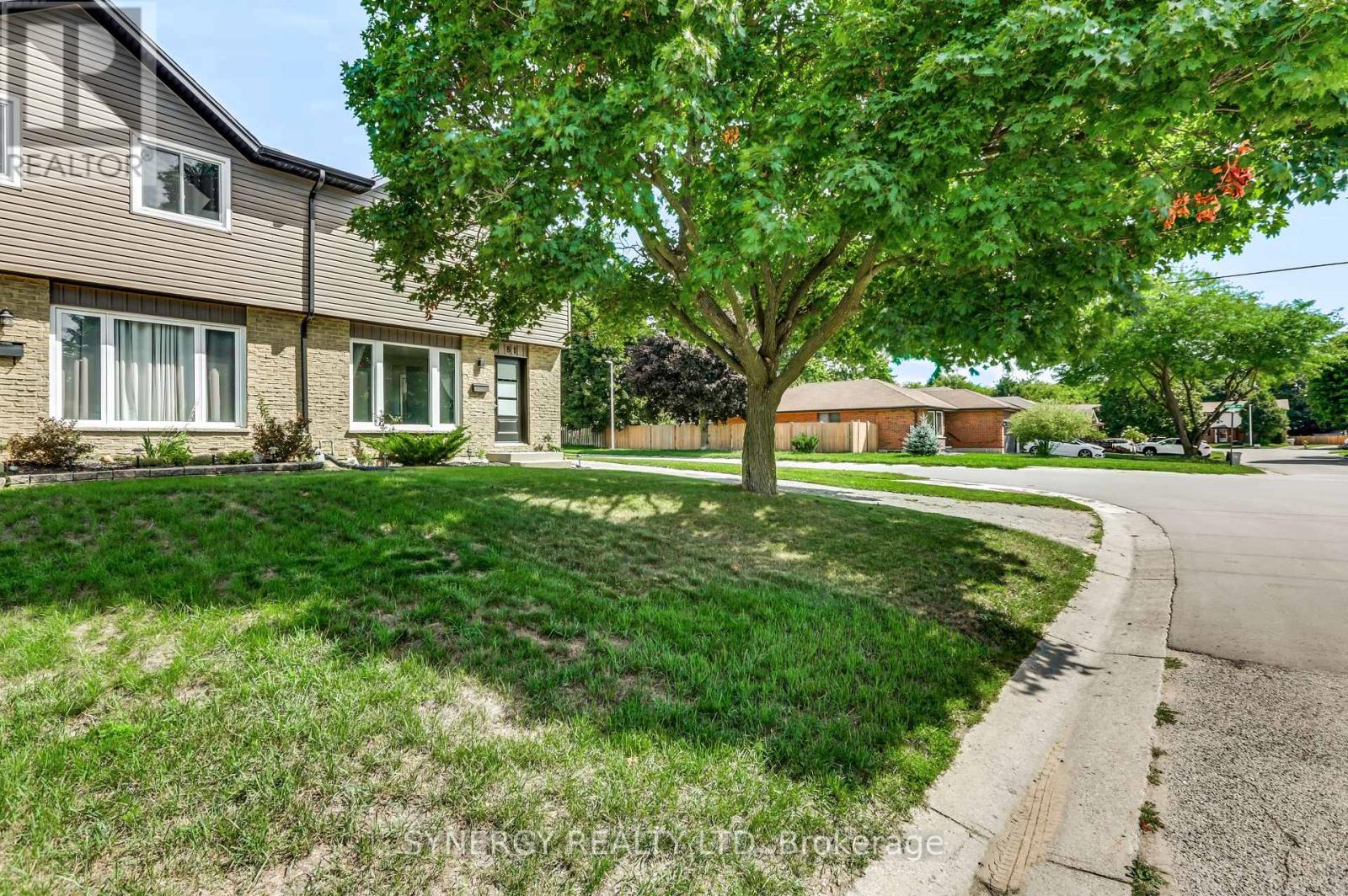 81 BRENNAN DRIVE - 4