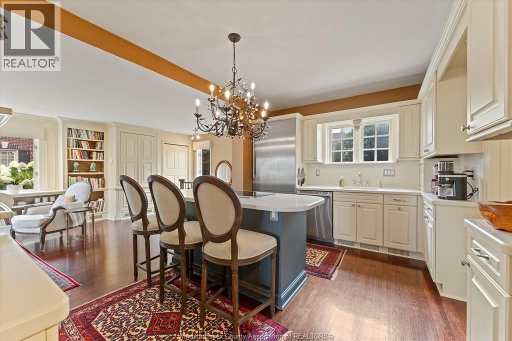 5325 RIVERSIDE DRIVE East - 12