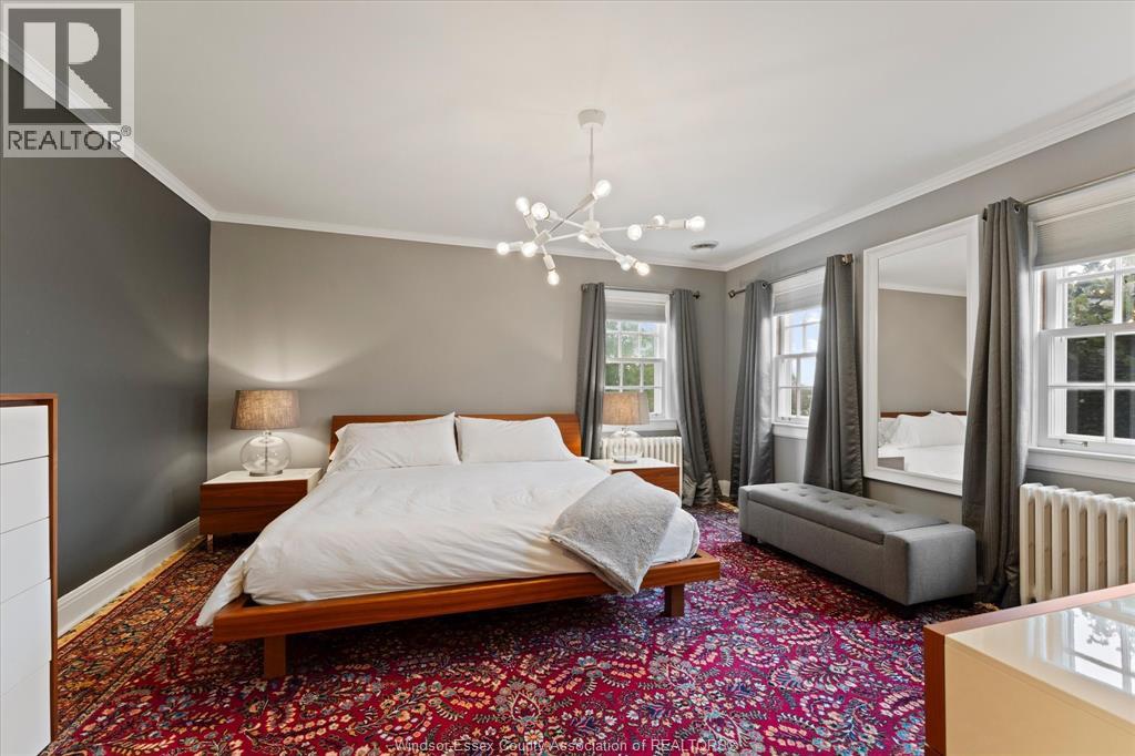 5325 RIVERSIDE DRIVE East - 23