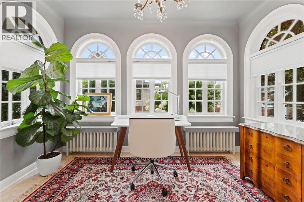 5325 RIVERSIDE DRIVE East - 18