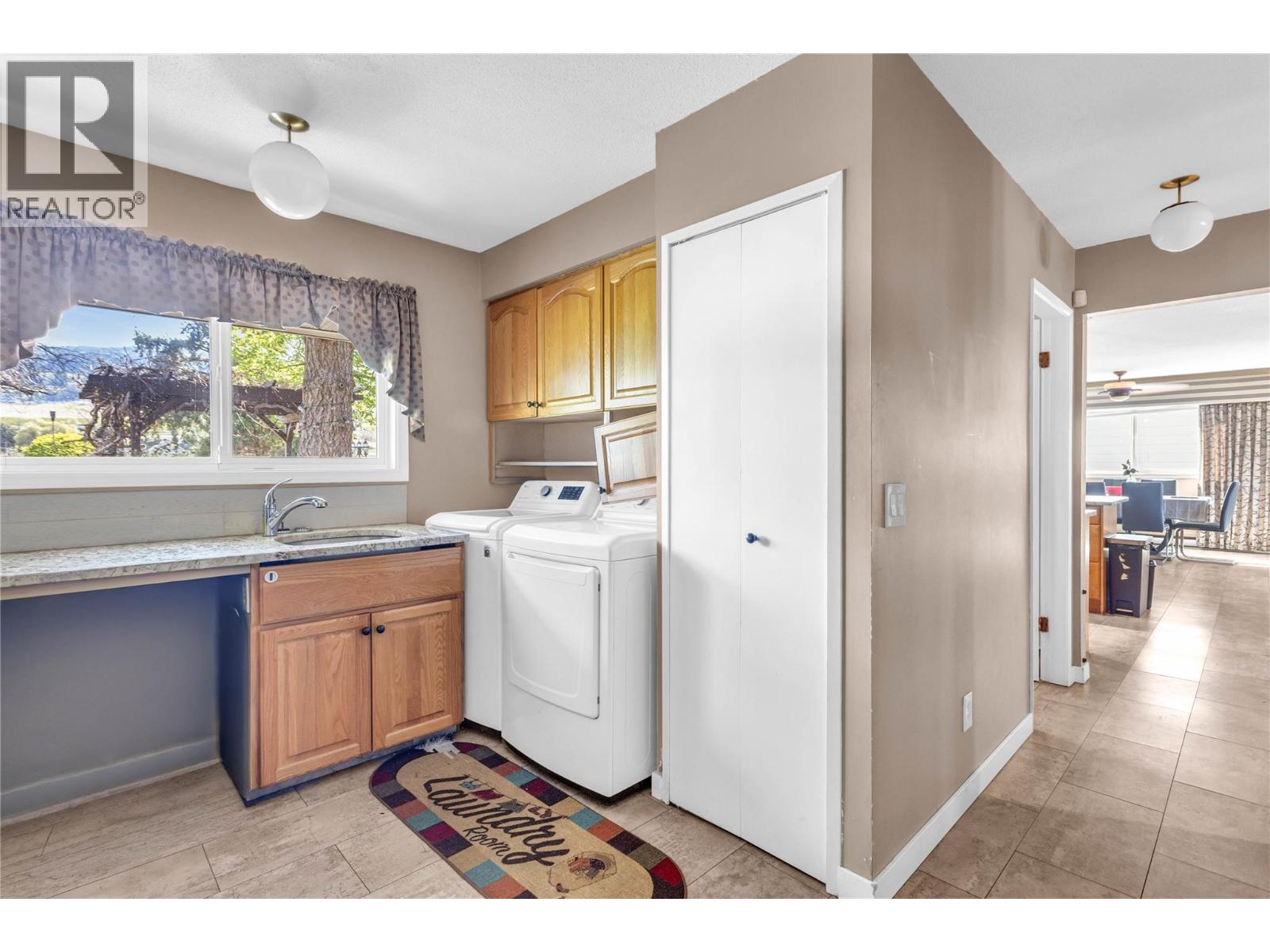 1525 Friesen Road - 52