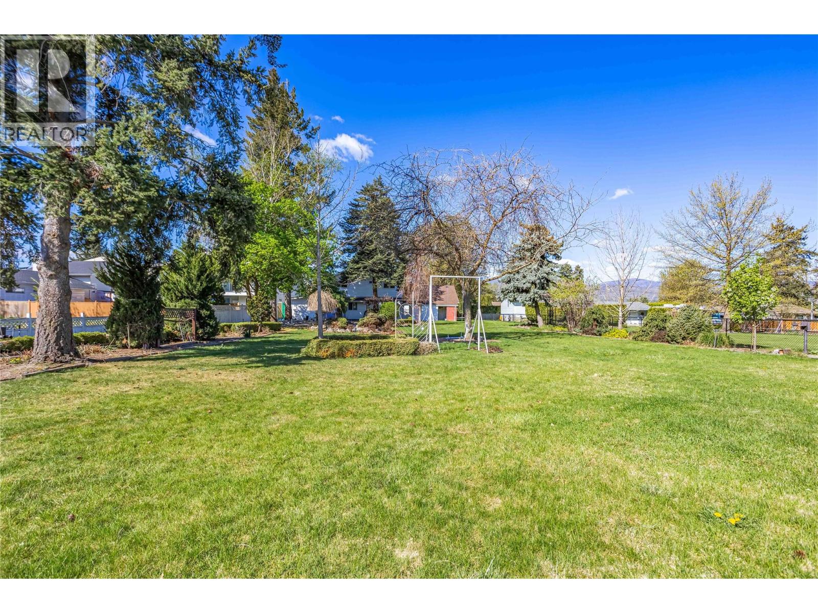 1525 Friesen Road - 48