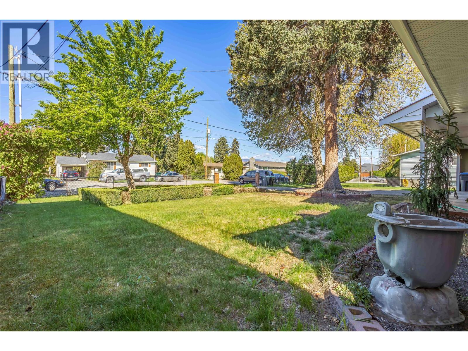 1525 Friesen Road - 39
