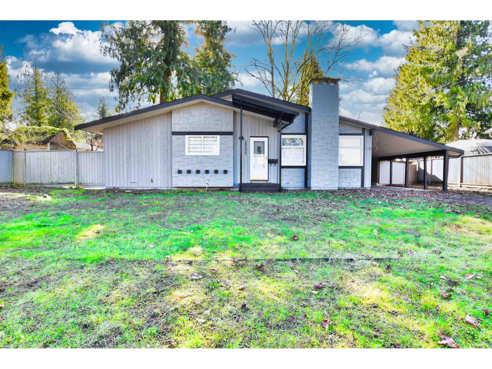 20572 43 AVENUE, Langley