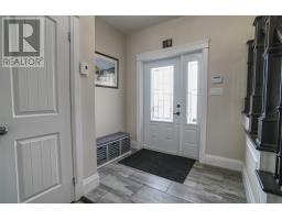 21 Hamlyn Heights thumbnail 5