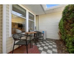 18 21928 48 Avenue, Langley, BC V3A8H1 Photo 10